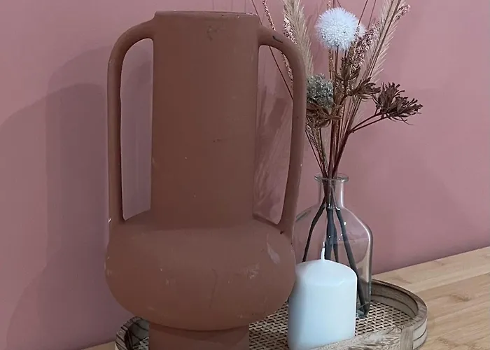 Entre Tendance Et Authenticite - La Voute Apartment *