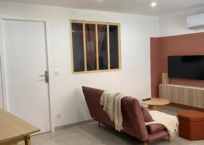 Apartment Entre Tendance Et Authenticite - La Voute